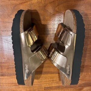 NWOT Birkenstock Arizona Papillio Flex Platform Electric Metallic Taupe Size 38